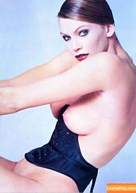 Natasha Henstridge / natashahenstridge / nathenstridge leaked photo photo #0059