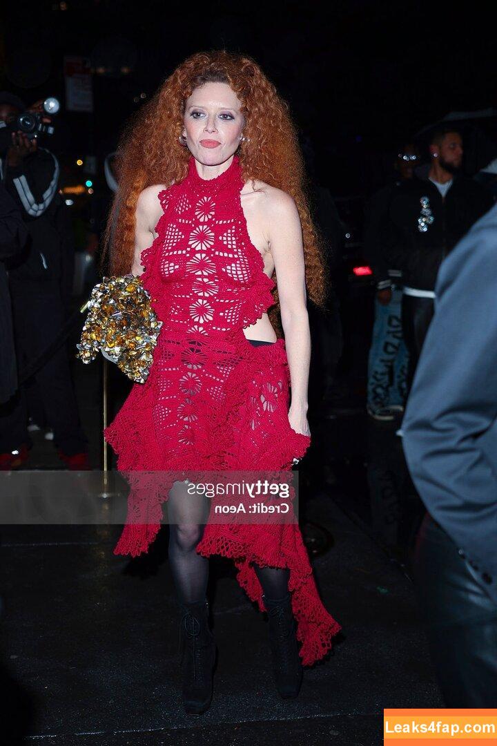 Natasha Lyonne / nlyonne leaked photo photo #0094