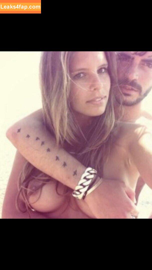 Natasha Oakley / tashoakley leaked photo photo #0022