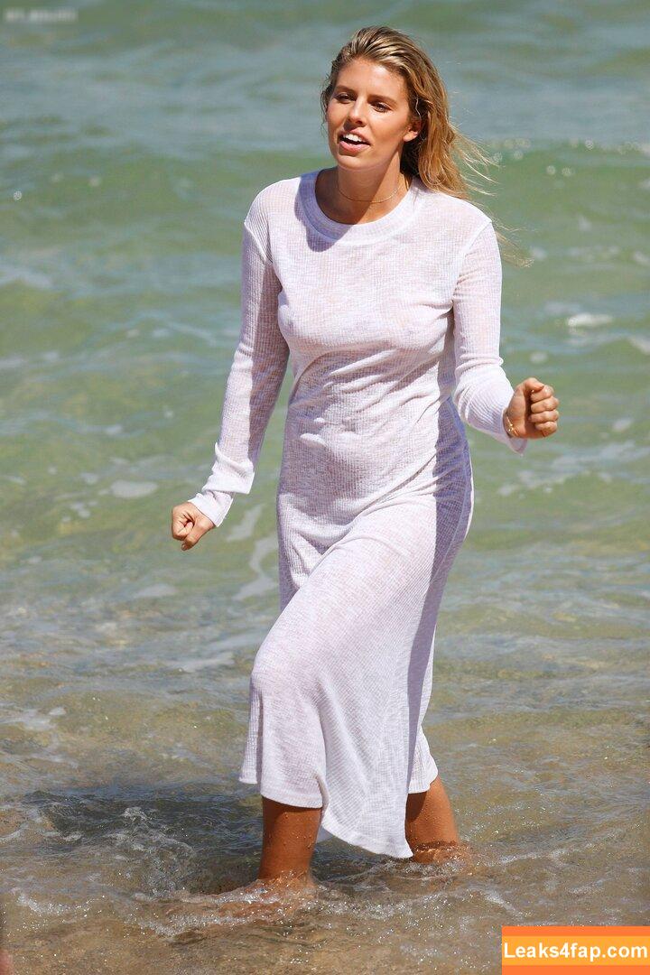 Natasha Oakley / tashoakley слитое фото фото #0266