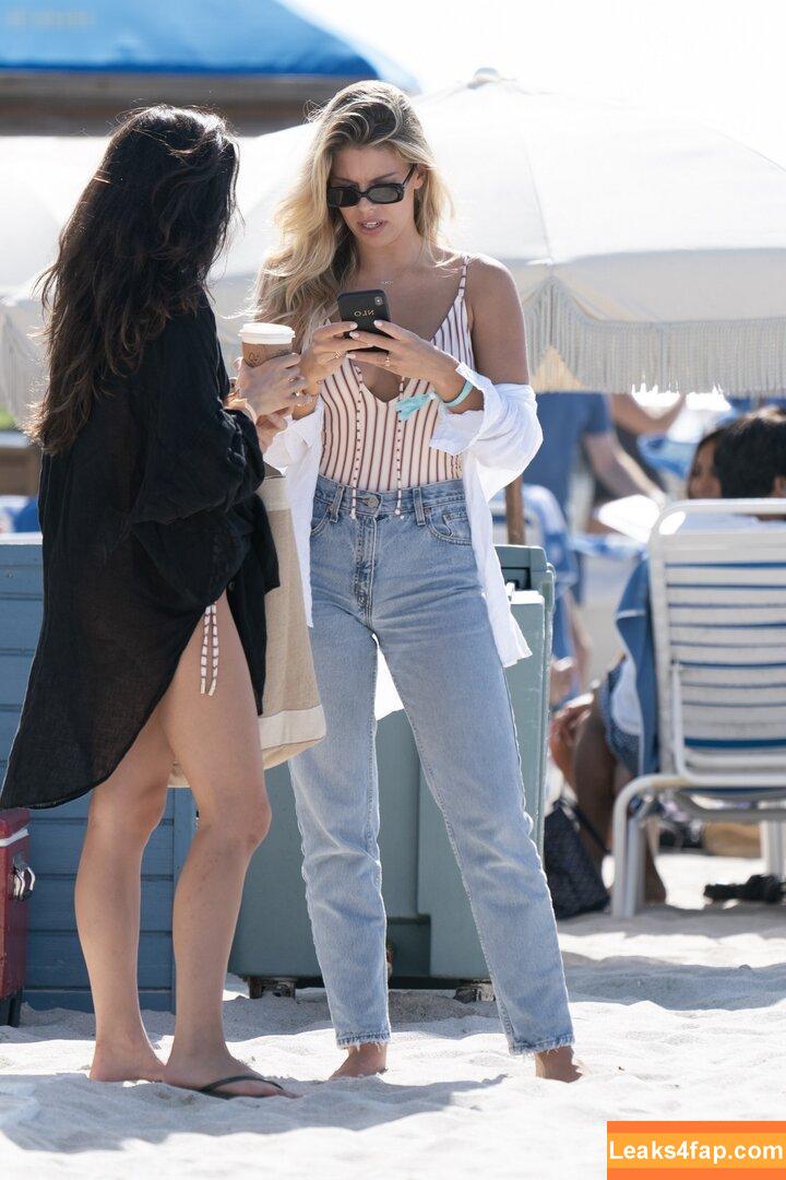 Natasha Oakley / tashoakley leaked photo photo #0577