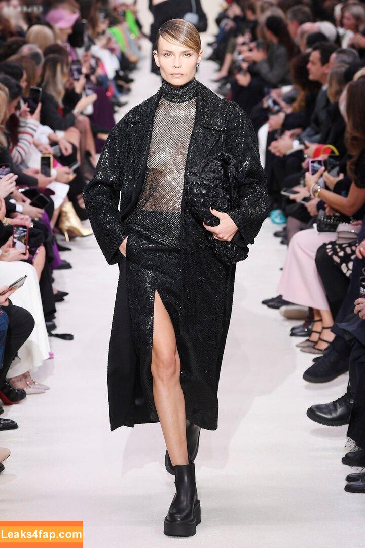Natasha Poly / tashakimberly leaked photo photo #0033