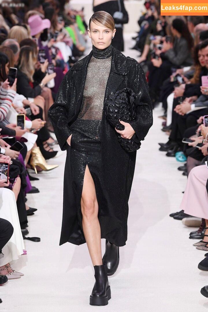 Natasha Poly / tashakimberly leaked photo photo #0035