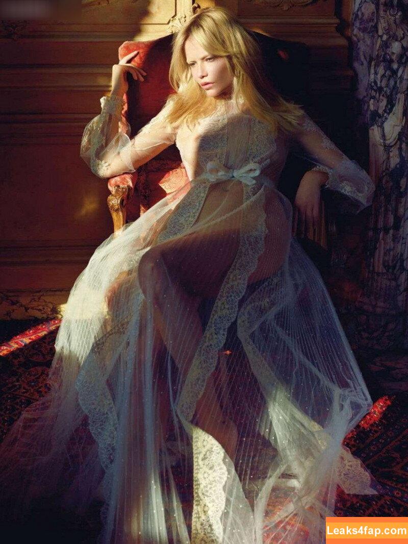 Natasha Poly / tashakimberly leaked photo photo #0086