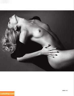 Natasha Poly фото #0010