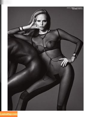 Natasha Poly фото #0022