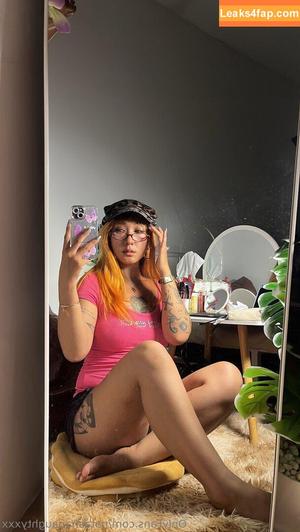 natashanaughtyxxx photo #0002