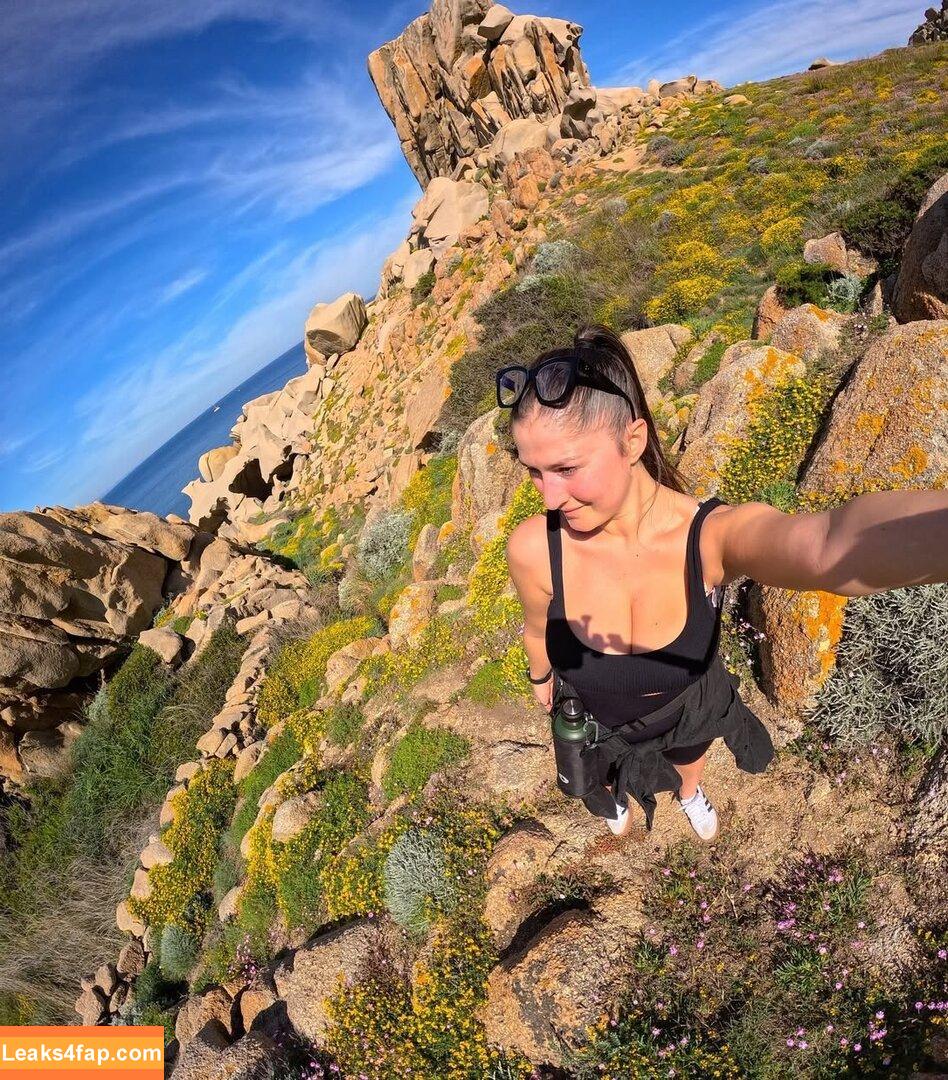 Natural Boob Jobs / natrellebreastaugmentation leaked photo photo #0004