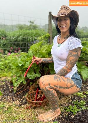 naturally_bionkafree photo #0029