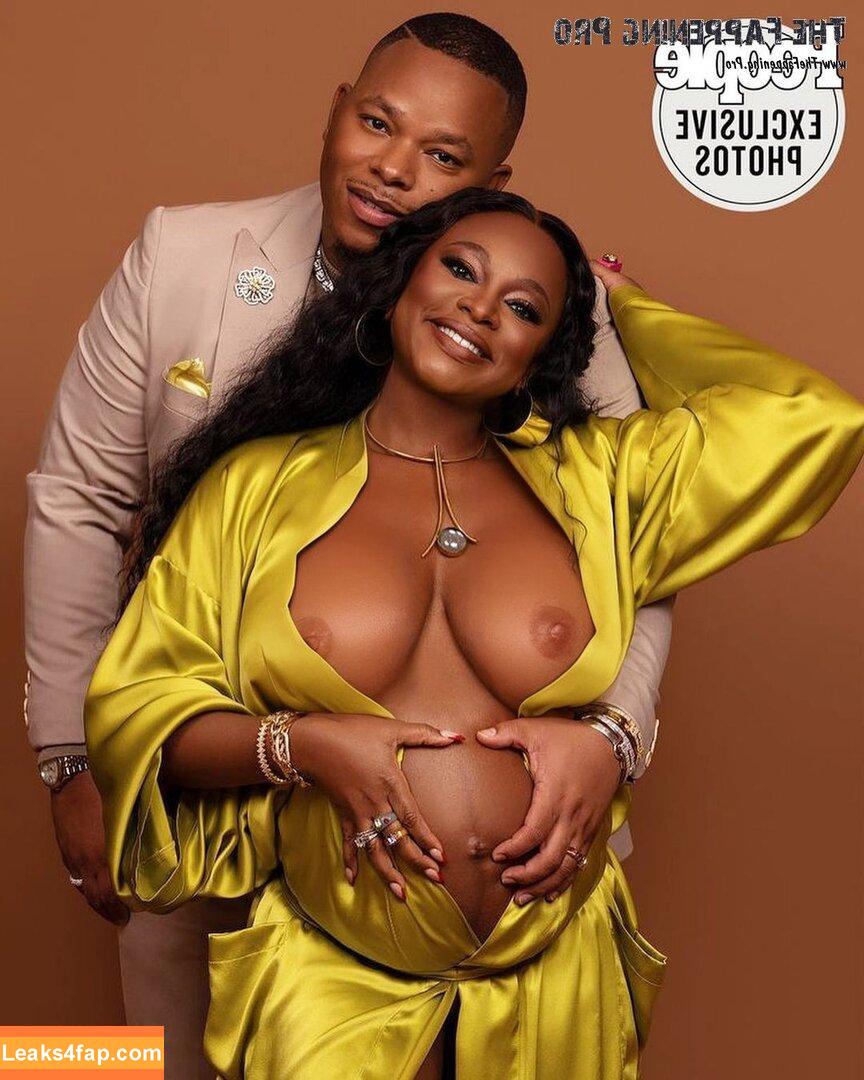 Naturi Naughton /  leaked photo photo #0011