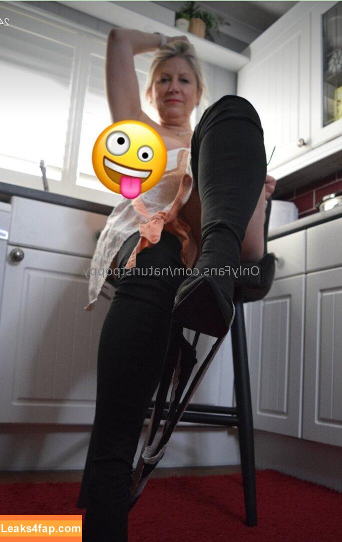 naturistpoppy / thelinenpoppy leaked photo photo #0059