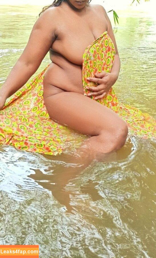 naughtyaunty / aunt.ylover448 leaked photo photo #0081