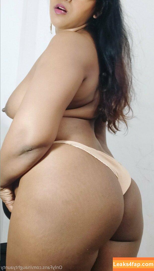 naughtyaunty / aunt.ylover448 leaked photo photo #0113