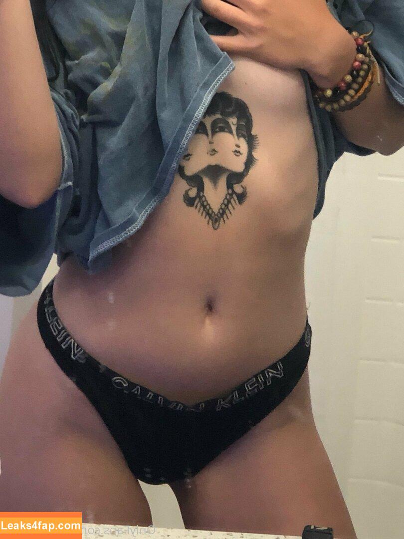 naughtybodybritt / naughty_rabbit_ leaked photo photo #0080