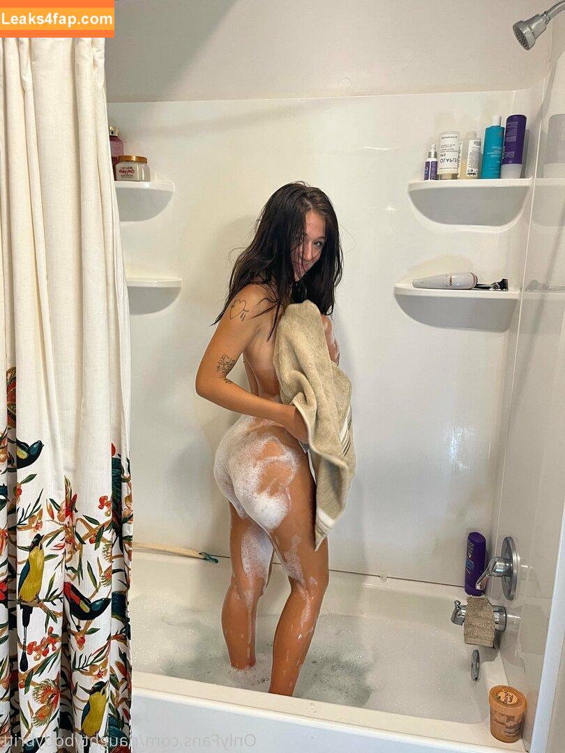 naughtybodybritt / naughty_rabbit_ leaked photo photo #0149