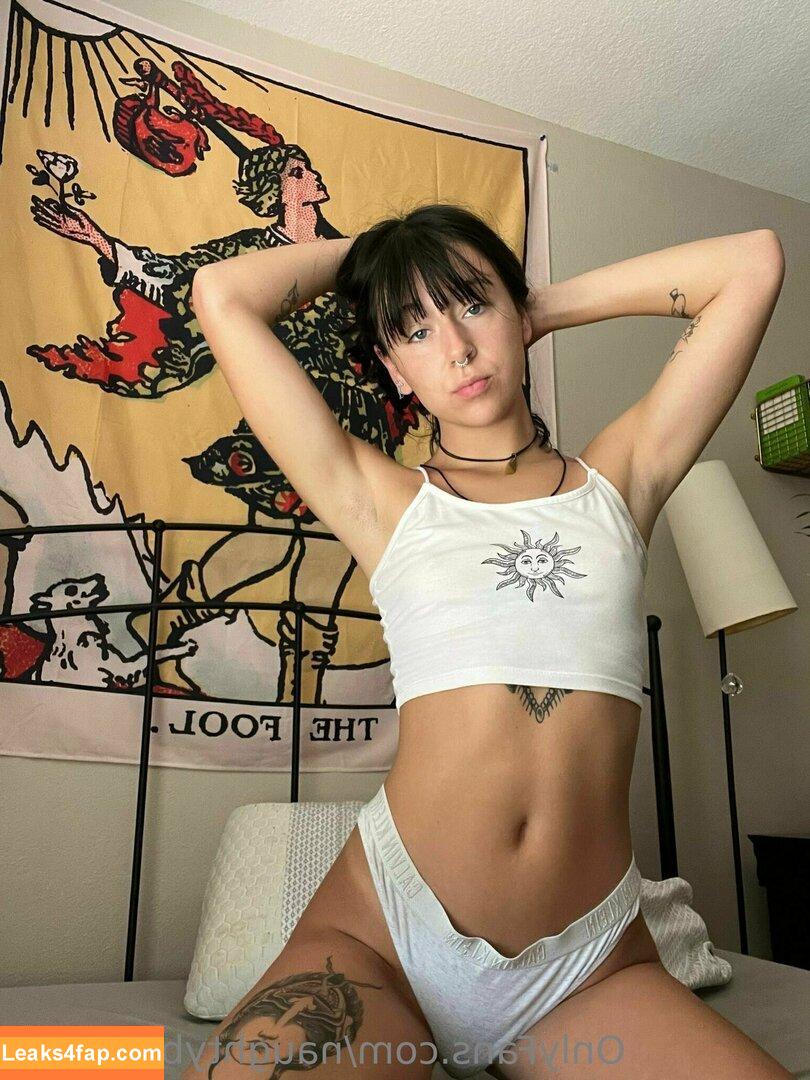 naughtybodybritt / naughty_rabbit_ leaked photo photo #0210