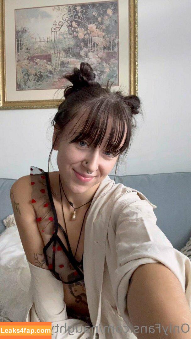 naughtybodybritt / naughty_rabbit_ leaked photo photo #0248