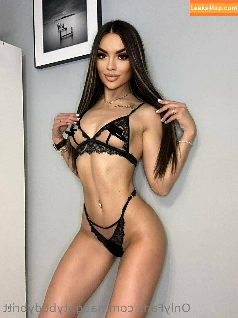 naughtybodybritt / naughty_rabbit_ leaked photo photo #0281