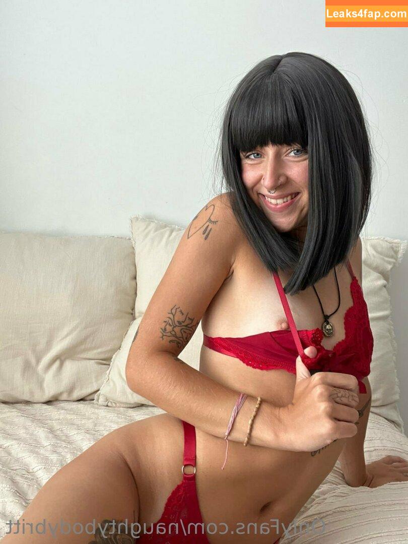 naughtybodybritt / naughty_rabbit_ leaked photo photo #0320