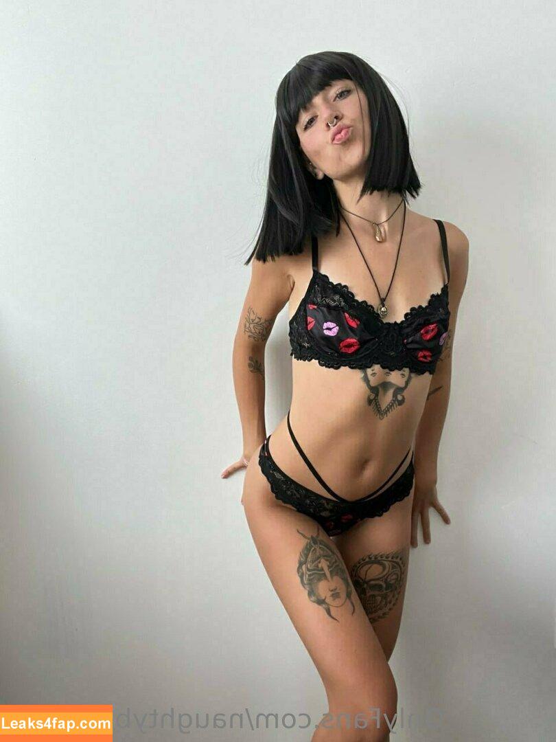 naughtybodybritt / naughty_rabbit_ leaked photo photo #0327