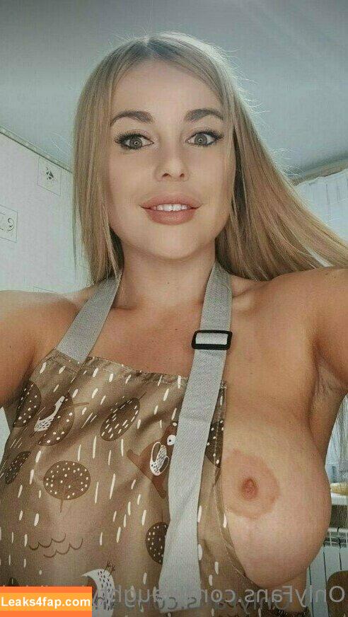 naughtybodybritt / naughty_rabbit_ leaked photo photo #0329