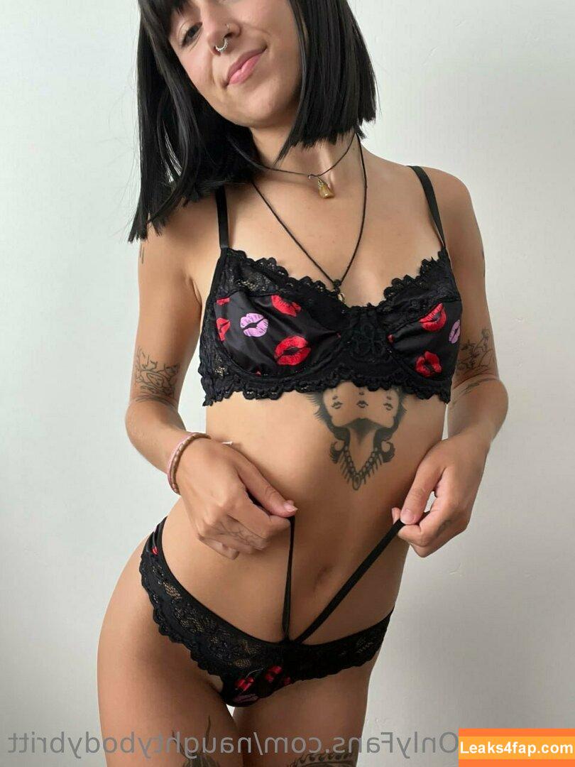 naughtybodybritt / naughty_rabbit_ leaked photo photo #0349