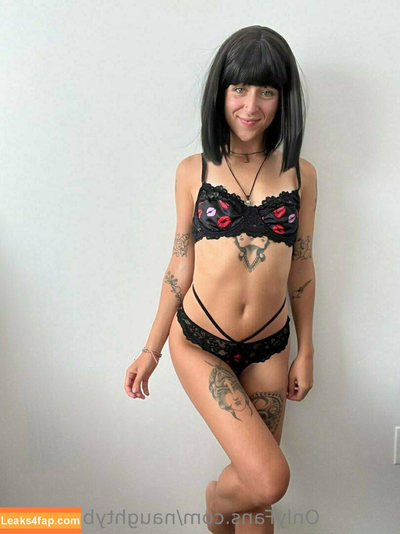 naughtybodybritt / naughty_rabbit_ leaked photo photo #0354