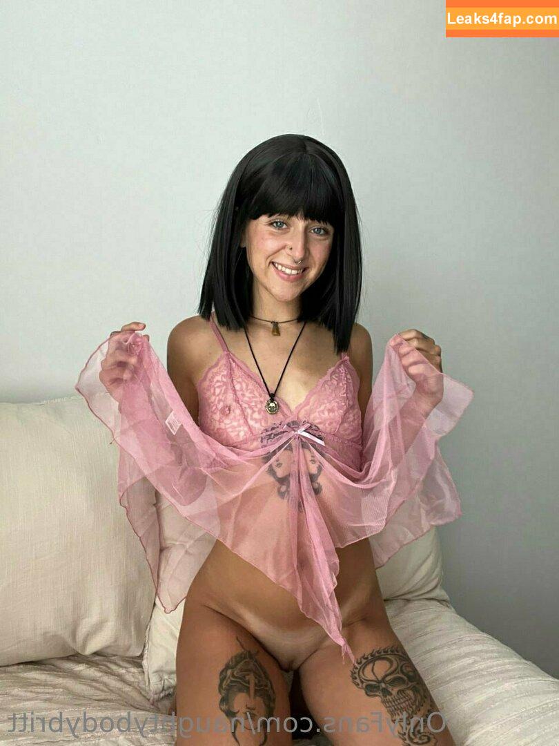 naughtybodybritt / naughty_rabbit_ leaked photo photo #0371