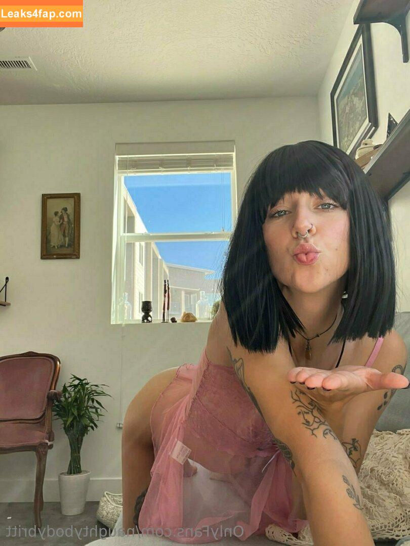 naughtybodybritt / naughty_rabbit_ leaked photo photo #0444