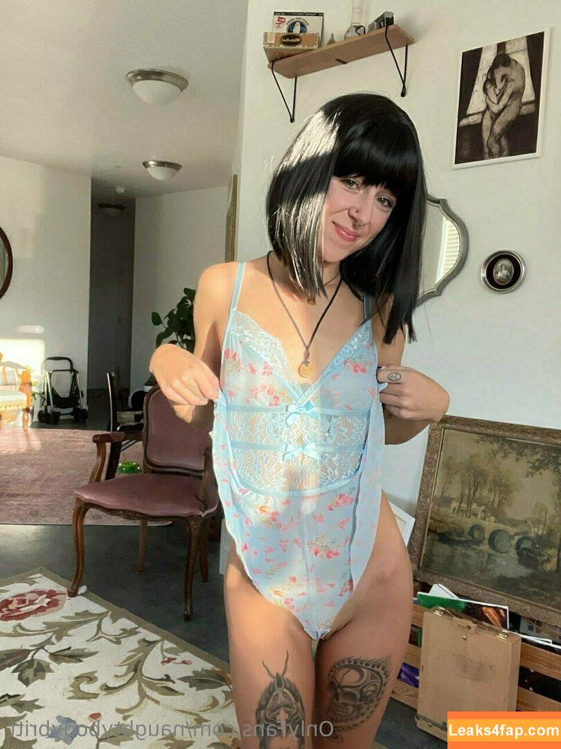 naughtybodybritt / naughty_rabbit_ leaked photo photo #0480