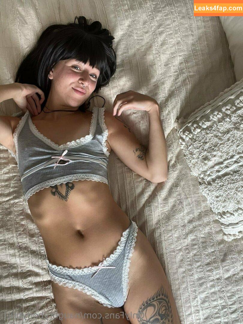 naughtybodybritt / naughty_rabbit_ leaked photo photo #0499