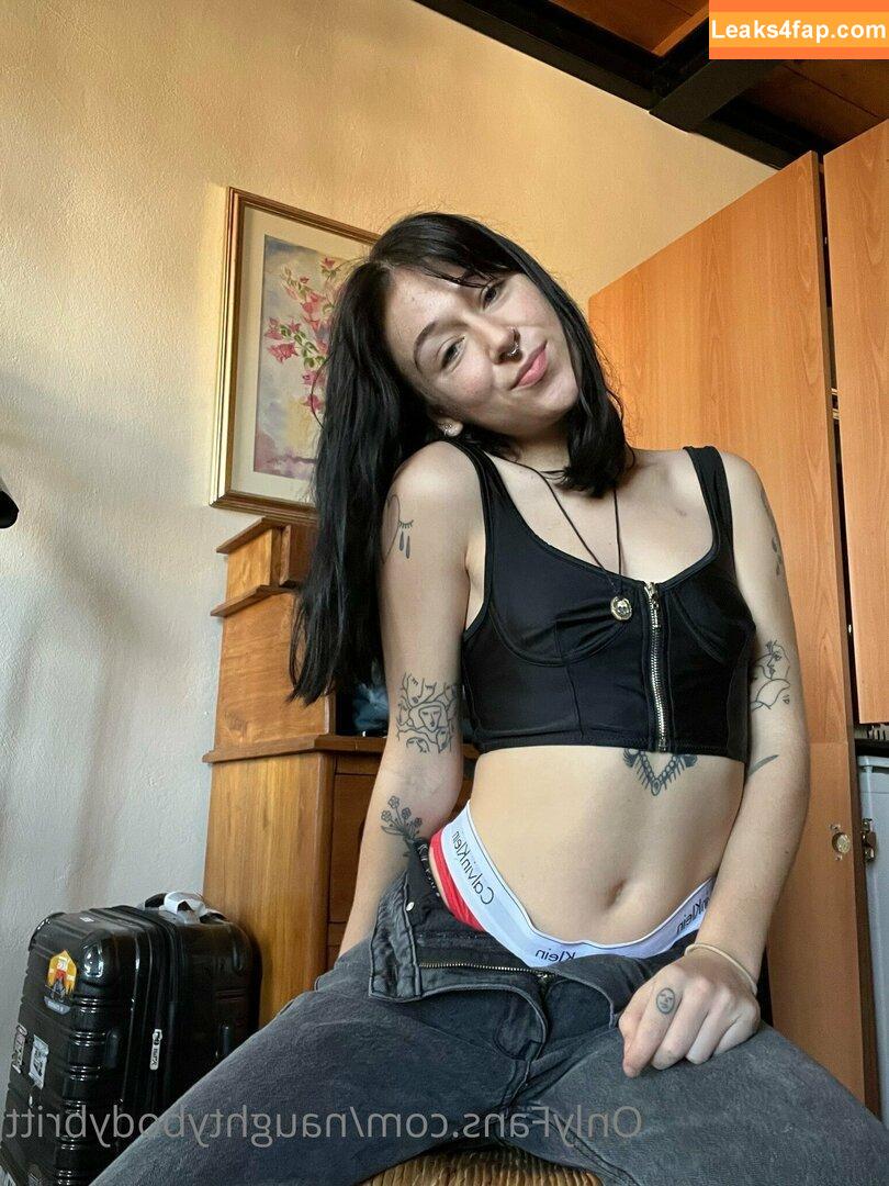naughtybodybritt / naughty_rabbit_ leaked photo photo #0594