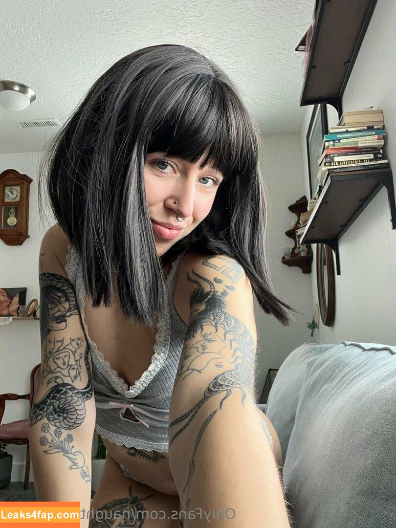naughtybodybritt / naughty_rabbit_ leaked photo photo #0596
