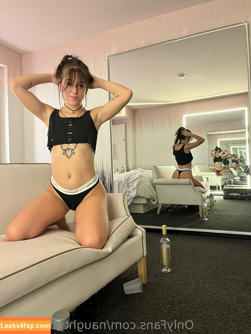 naughtybodybritt / naughty_rabbit_ leaked photo photo #0614