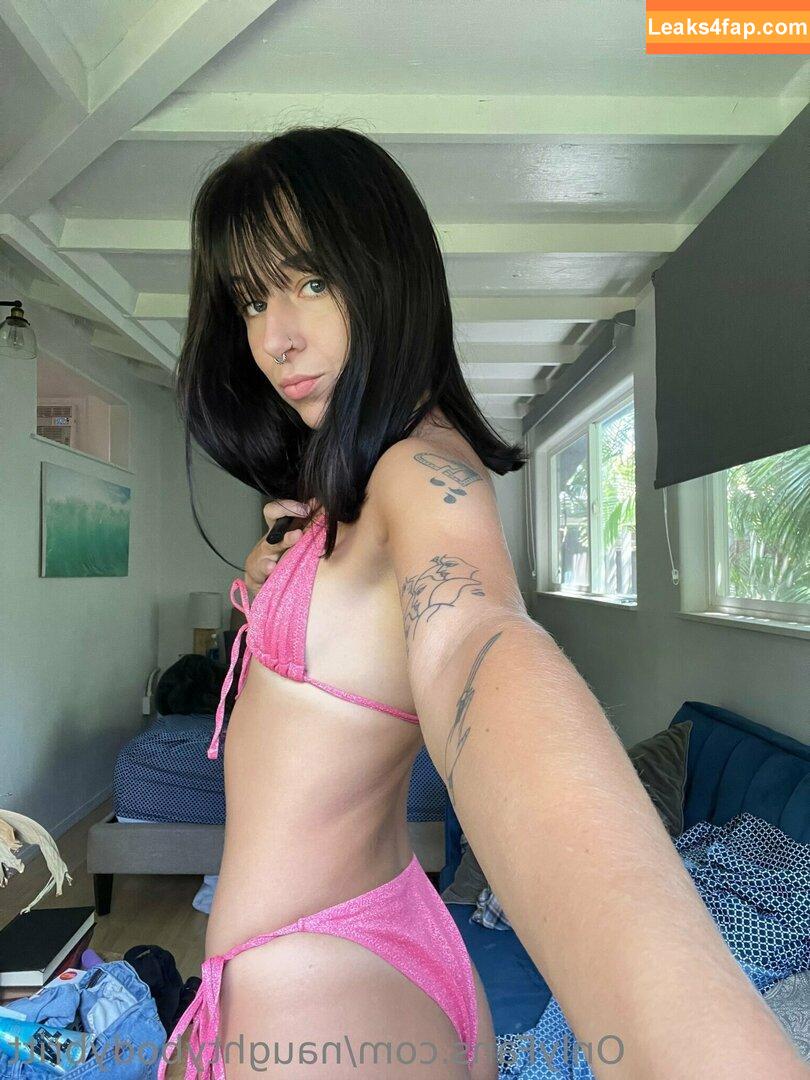 naughtybodybritt / naughty_rabbit_ leaked photo photo #0663