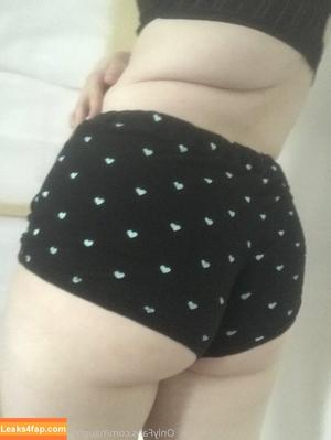 Naughtychubbynixiesin photo #0021