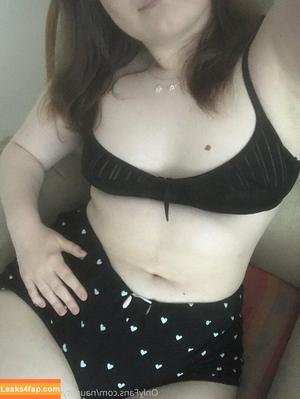 Naughtychubbynixiesin photo #0025