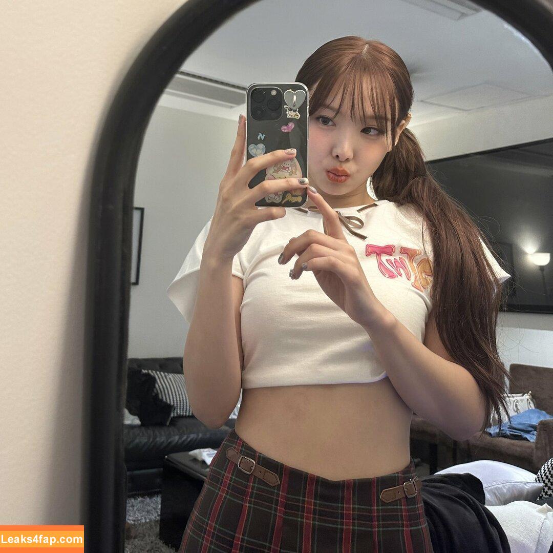 Nayeon / Im Na-yeon / nayeonyny leaked photo photo #0002