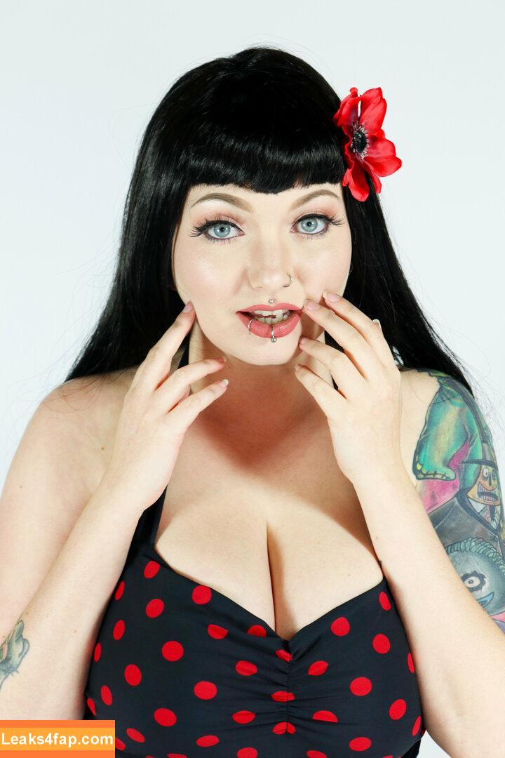 nayrusuicide / nayru_cosplay leaked photo photo #0102