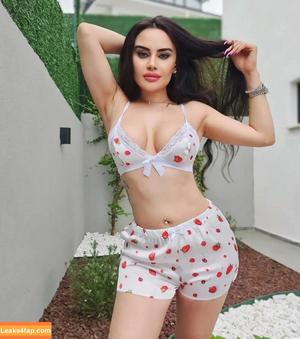 Naz Mila photo #0020