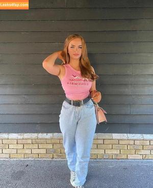 Neave Dare photo #0156