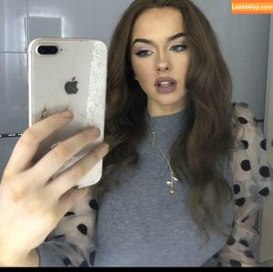 Neave Dare photo #0261