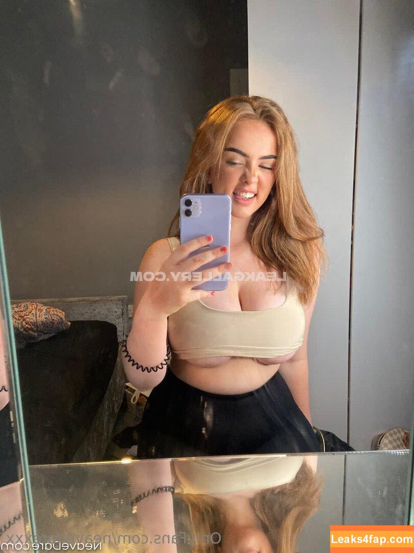 neavedarexxx /  leaked photo photo #0003