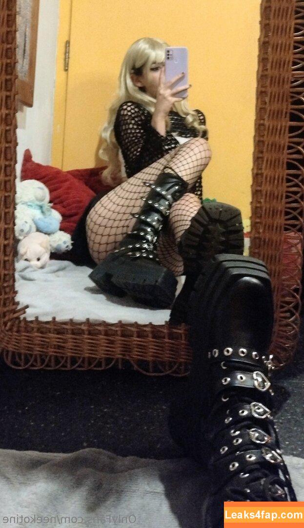 neekotine /  leaked photo photo #0001