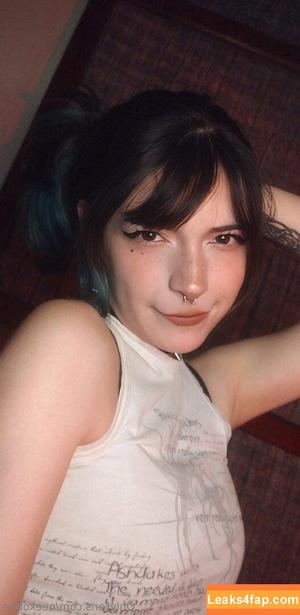 neekotine photo #0009