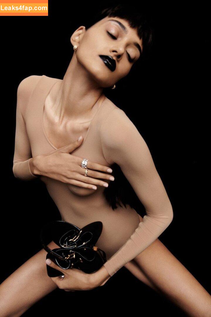 Neelam Kaur Gill / neelamkg leaked photo photo #0004