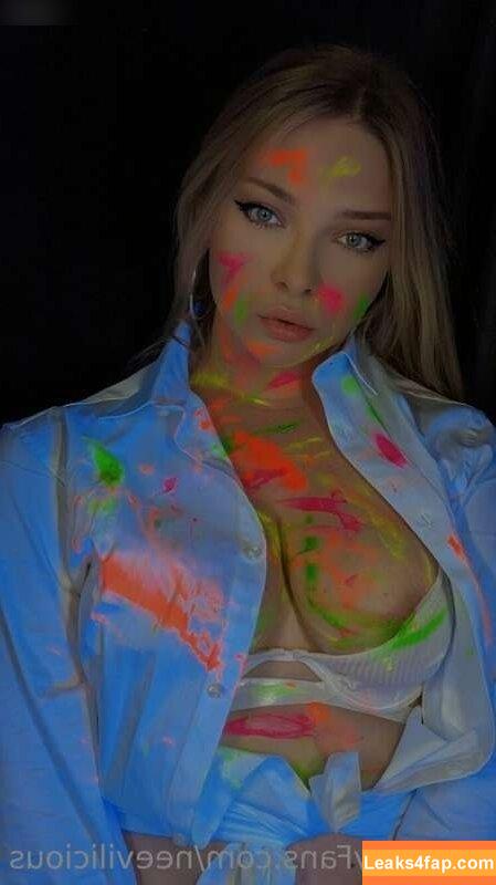 neeviliciouz / neevi / neevi_twitch / neevilicious leaked photo photo #0096