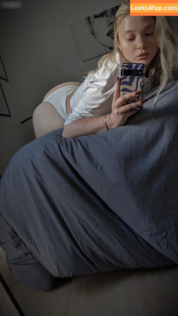 neeviliciouz / neevi / neevi_twitch / neevilicious leaked photo photo #0161