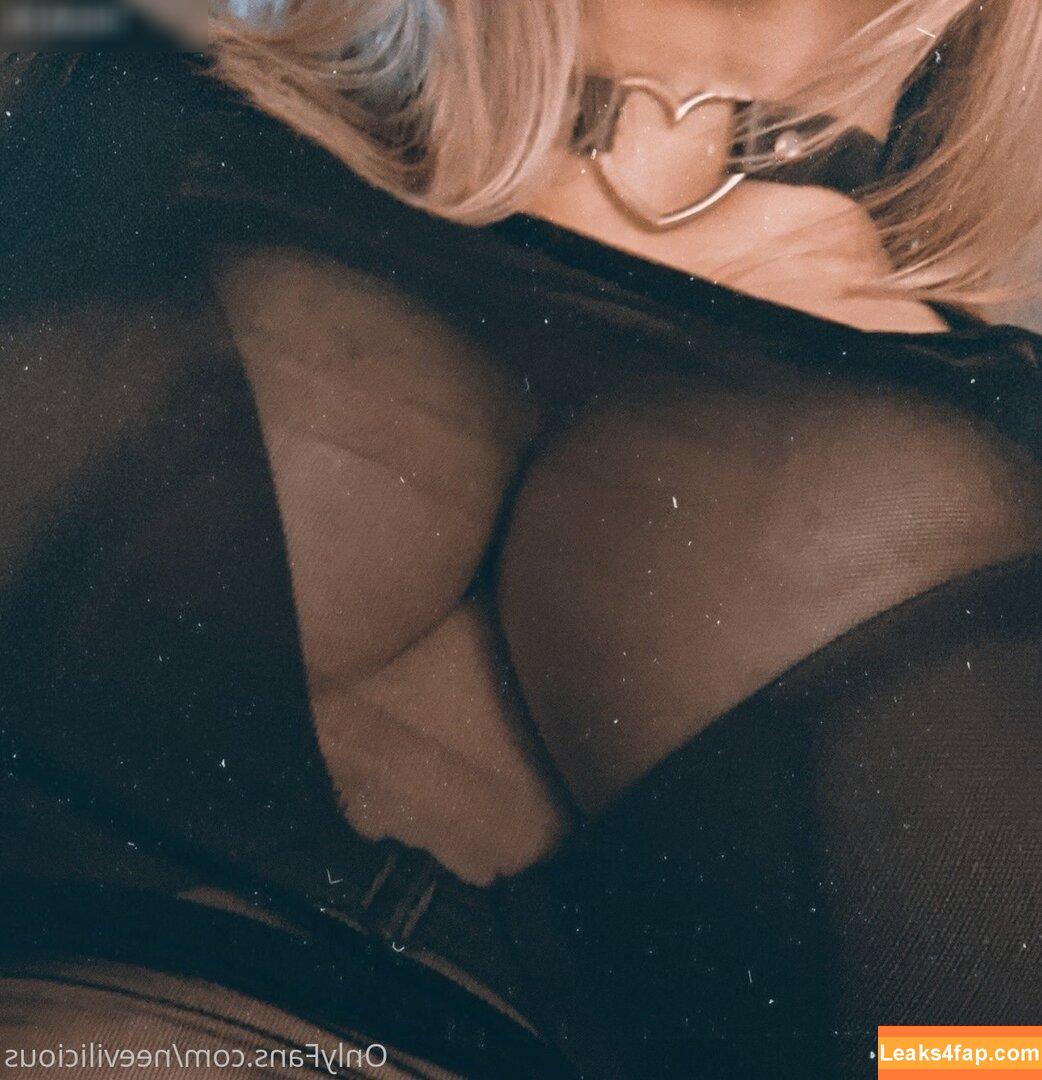 neeviliciouz / neevi / neevi_twitch / neevilicious leaked photo photo #0932