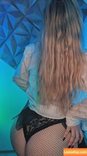 neeviliciouz фото #0123